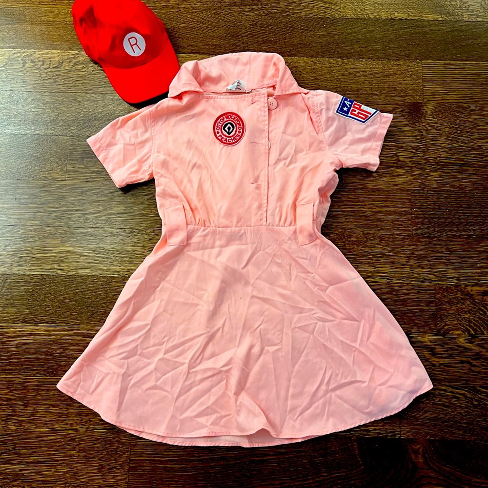 Womens Rockford Peach Halloween Costume